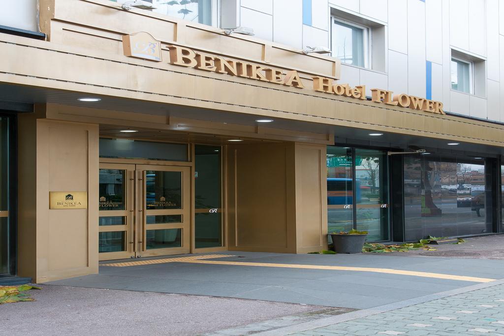 Benikea Hotel Flower Seoul Bagian luar foto