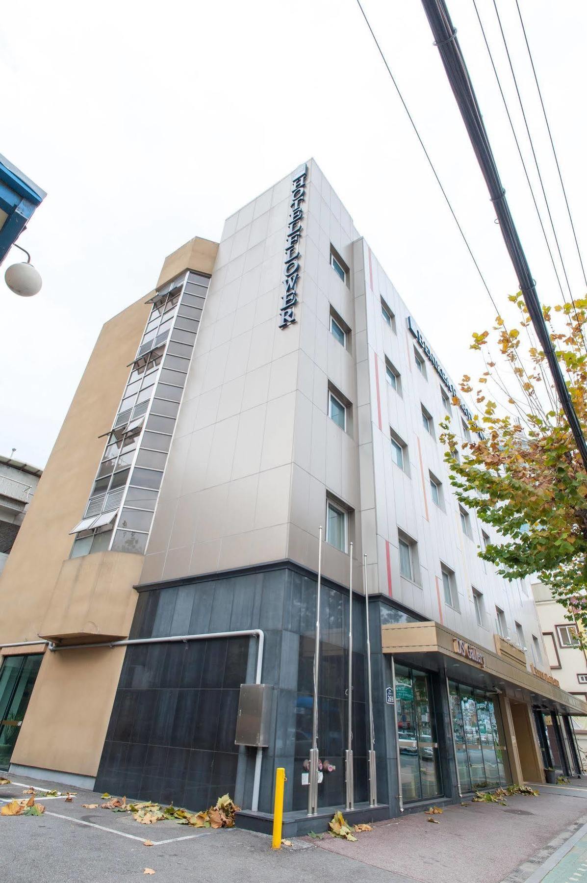 Benikea Hotel Flower Seoul Bagian luar foto