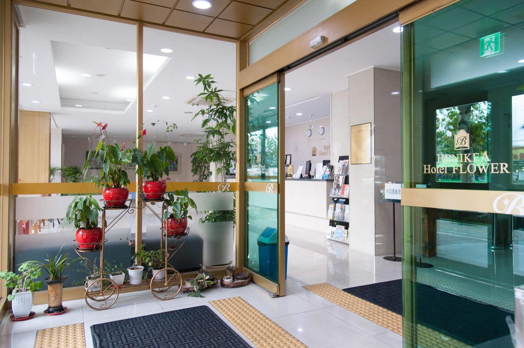 Benikea Hotel Flower Seoul Bagian luar foto